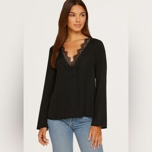 WAYF Black Lace Trim Blouse – NWT From Bloomingdales size Small